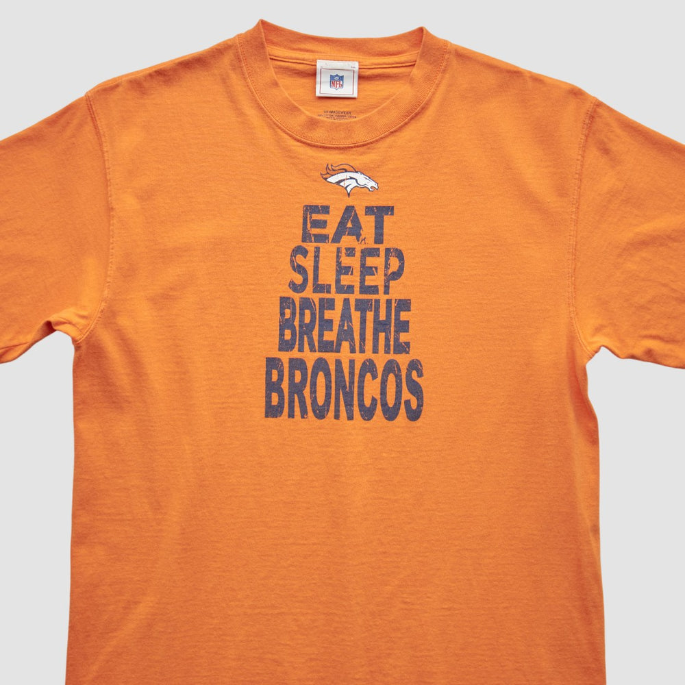 Denver Broncos NFL 2000s T-Shirt - Orange Vintage - Fanatics