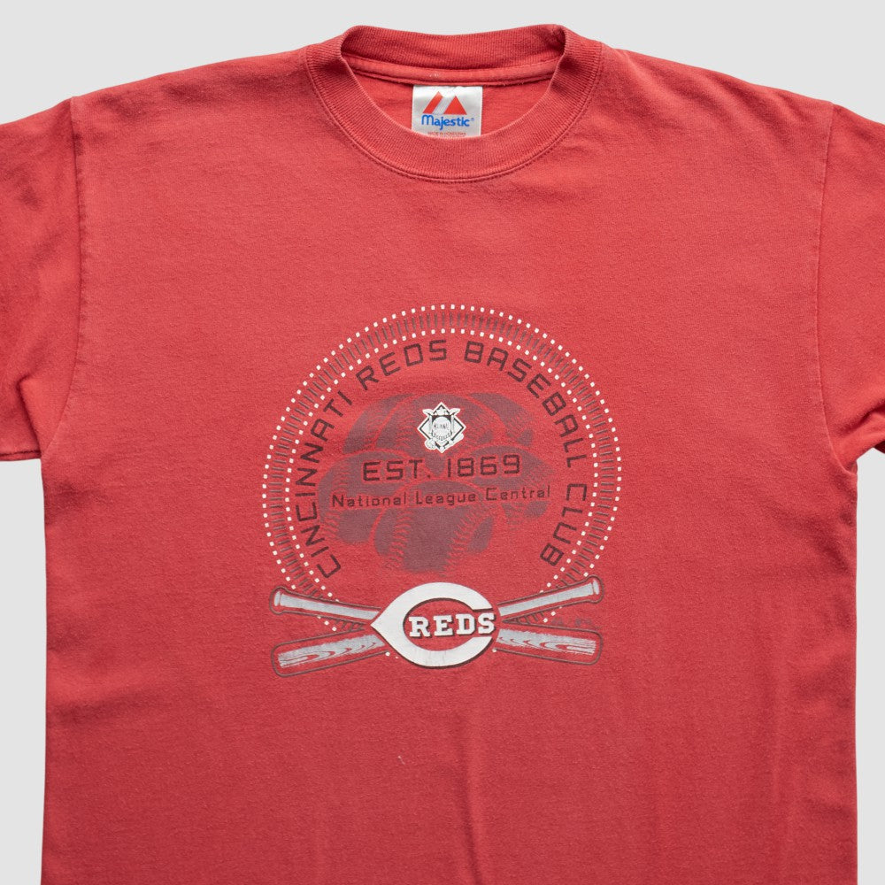 Cincinnati Reds Majestic 2000s T-Shirt Sale