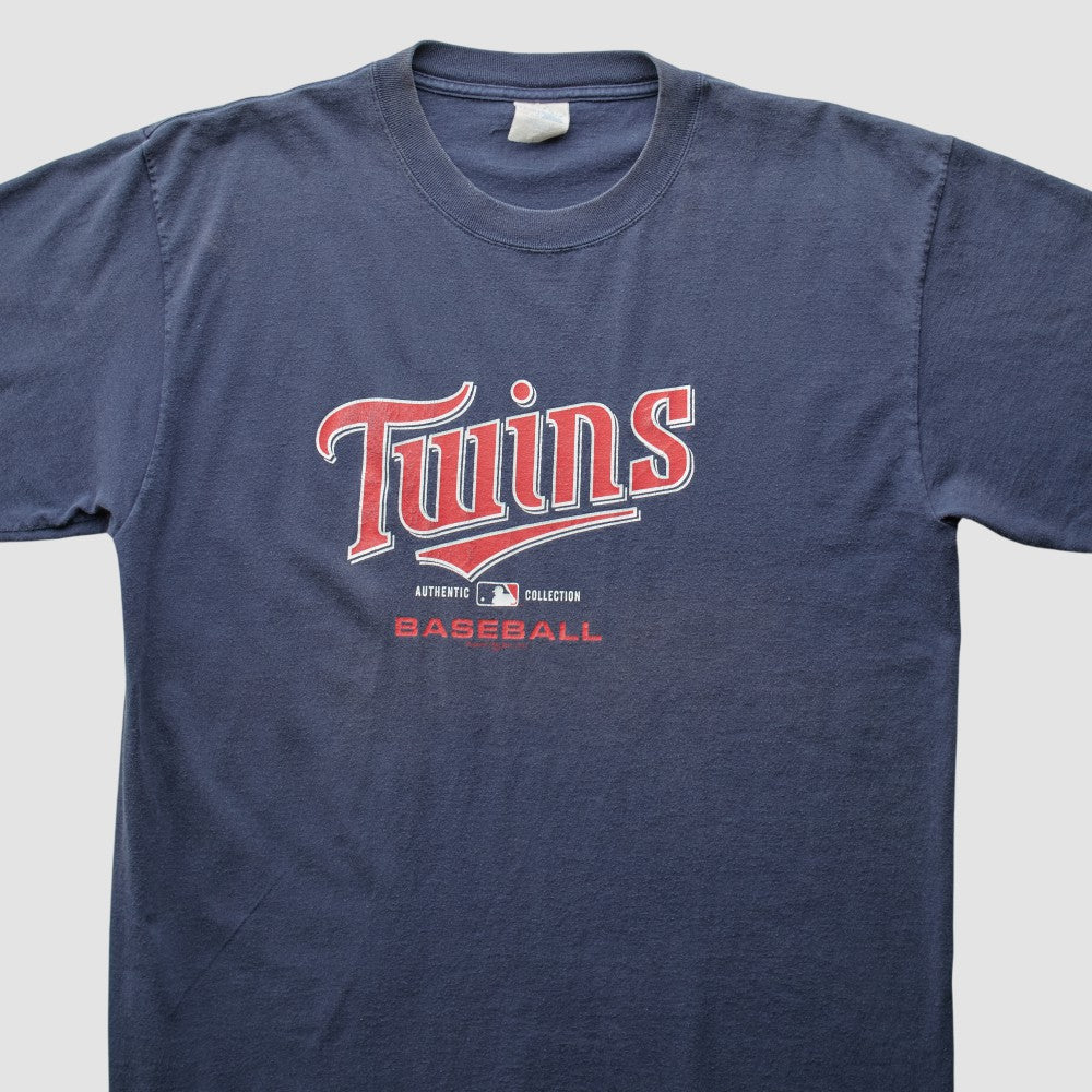 Minnesota Twins Majestic 2000s T-Shirt Near Me