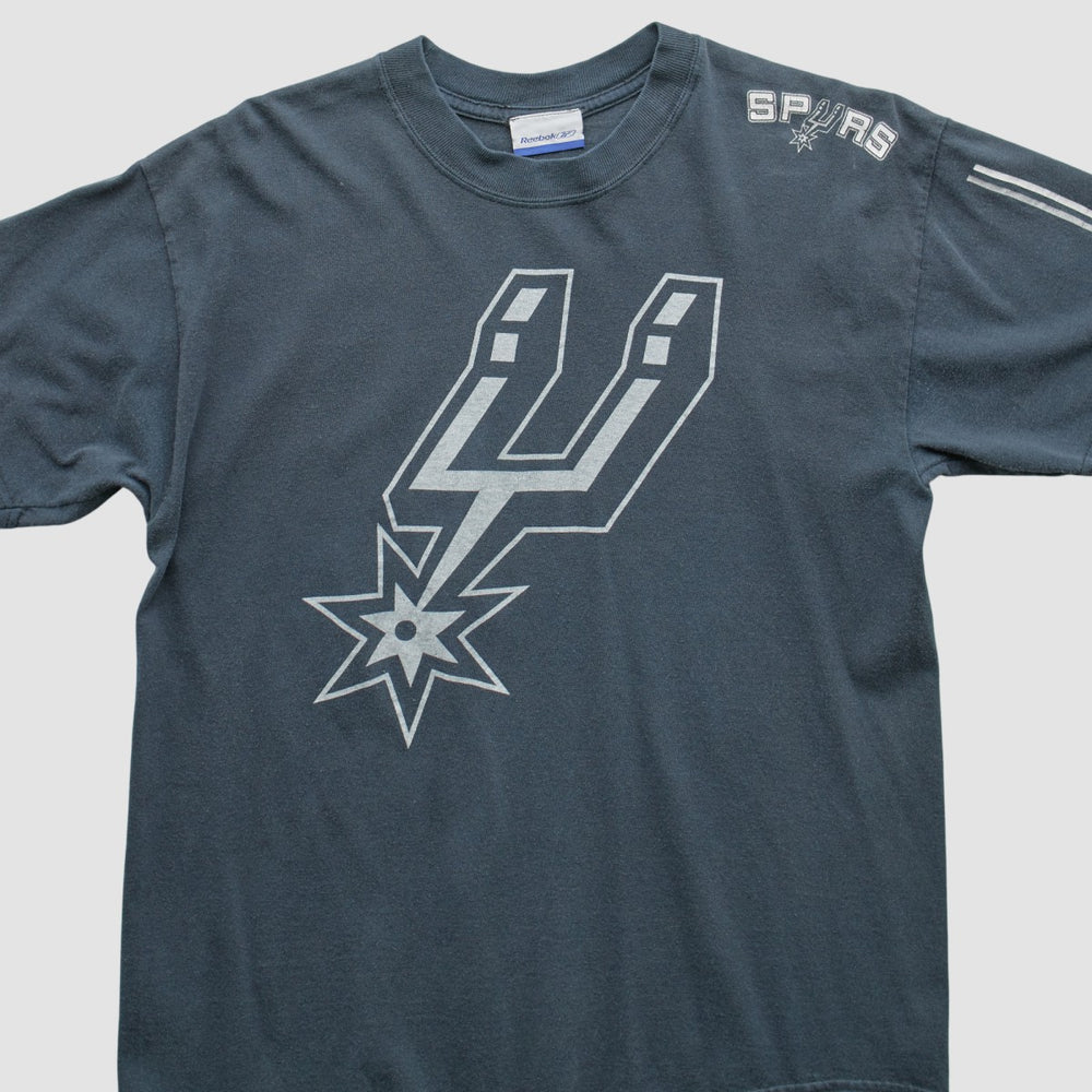 Vintage San Antonio Spurs Reebok 2000s T-Shirt Blue