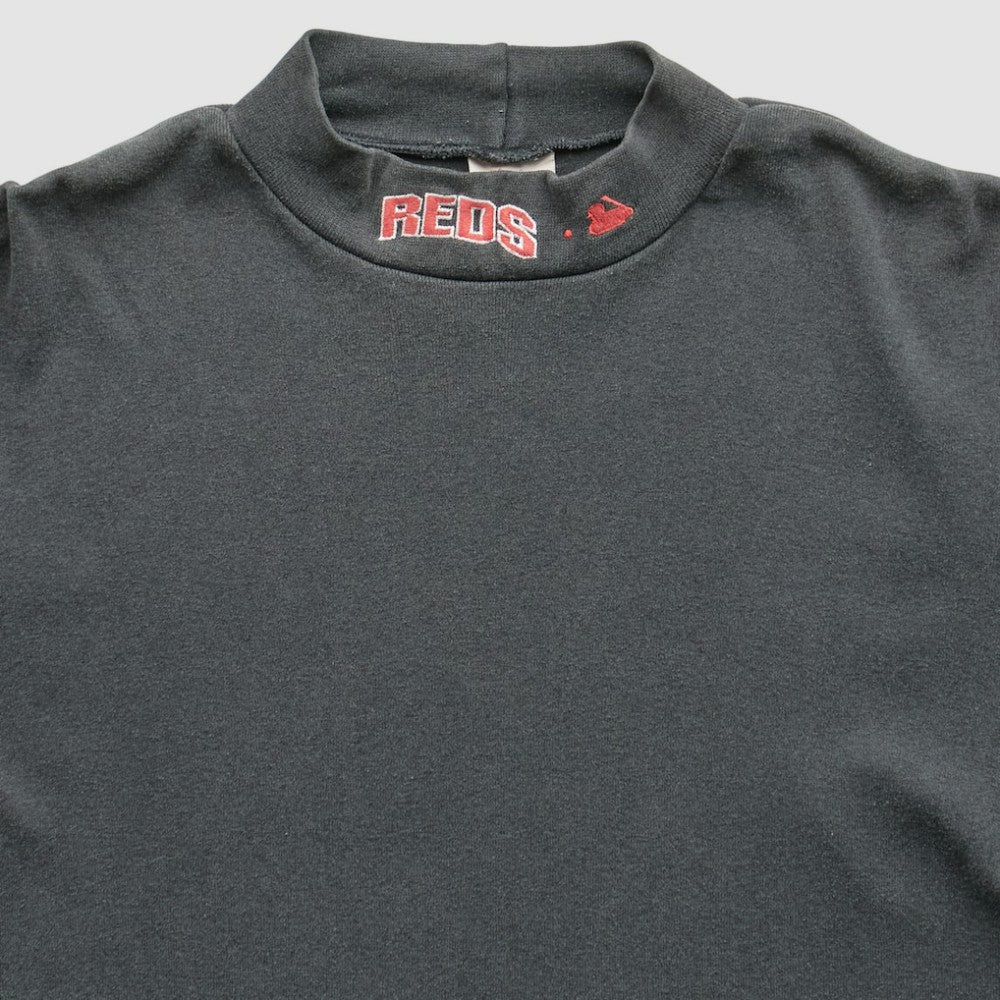 Cincinnati Reds Majestic 90s Pullover Sweatshirt Near Me
