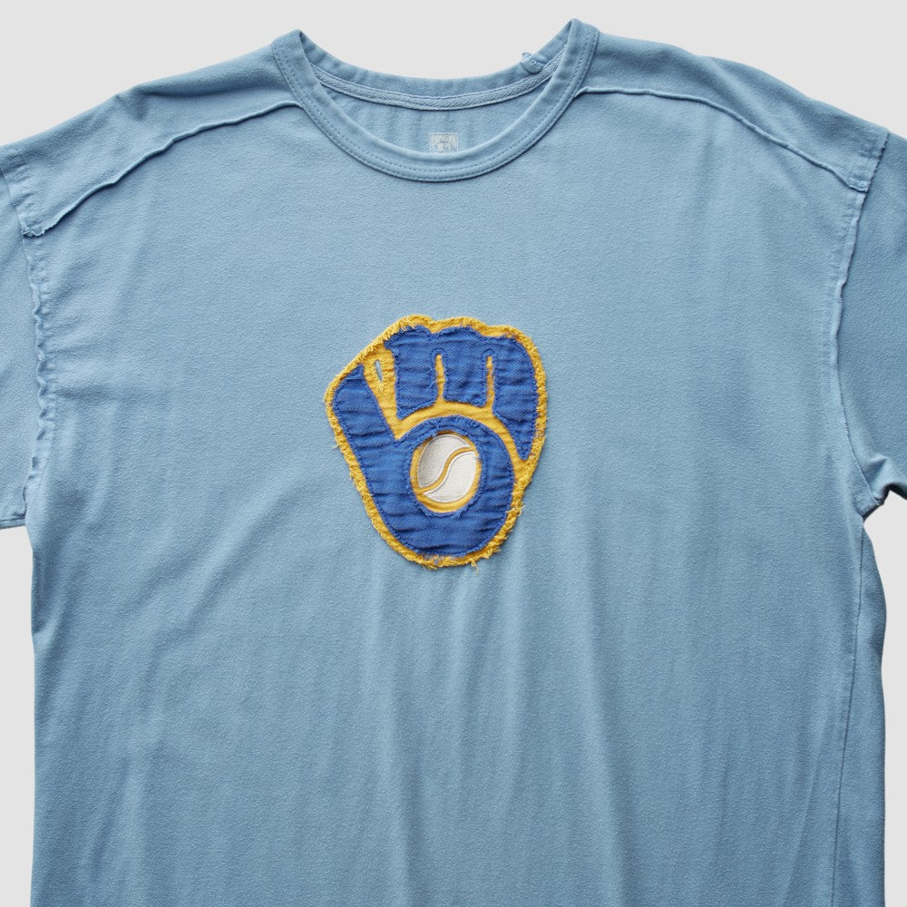 Milwaukee Brewers 2000s T-Shirt Discount