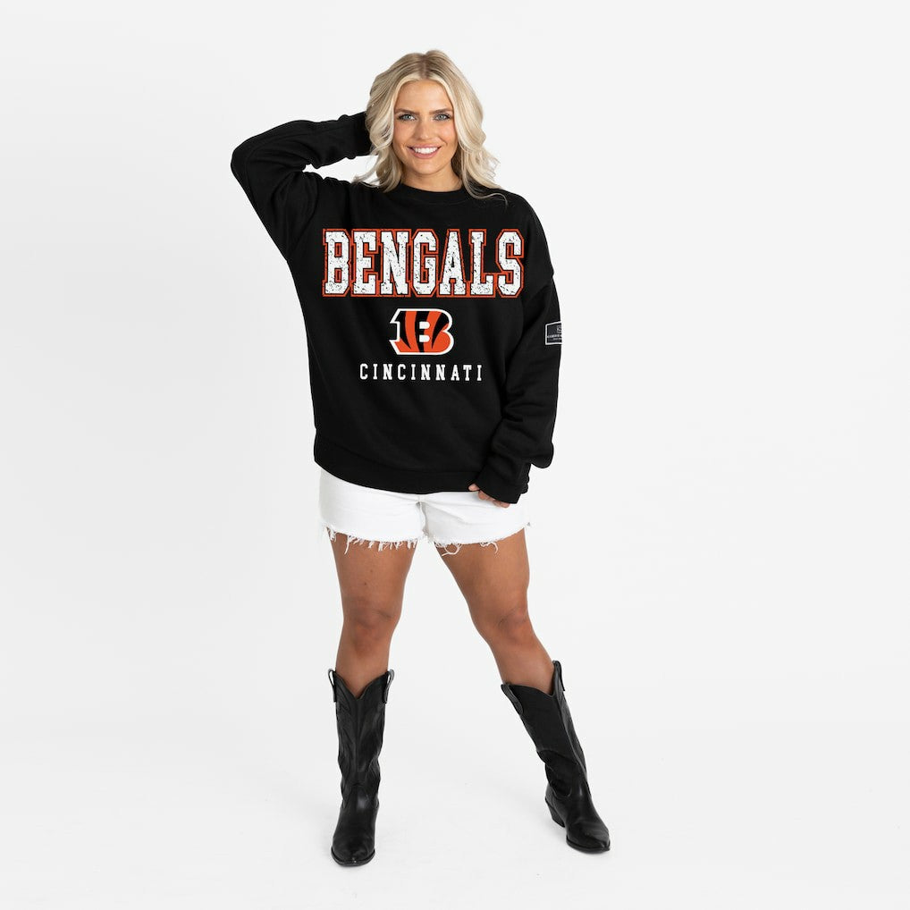 Cincinnati Bengals Gameday Couture Women's Oversized Level Up Black Label Premium Fleece Sweatshirt - Black - NFL