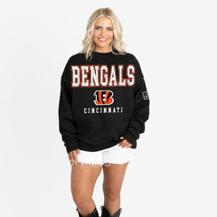 Cincinnati Bengals Gameday Couture Women's Oversized Level Up Black Label Premium Fleece Sweatshirt - Black - NFL