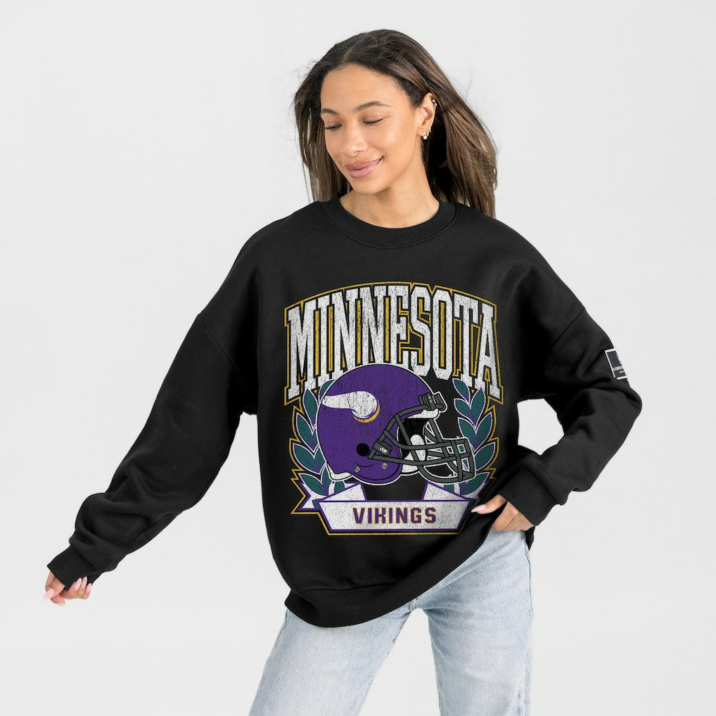 Minnesota Vikings Gameday Couture Women's Oversized Victory Lane Black Label Premium Fleece Sweatshirt - Black - NFL