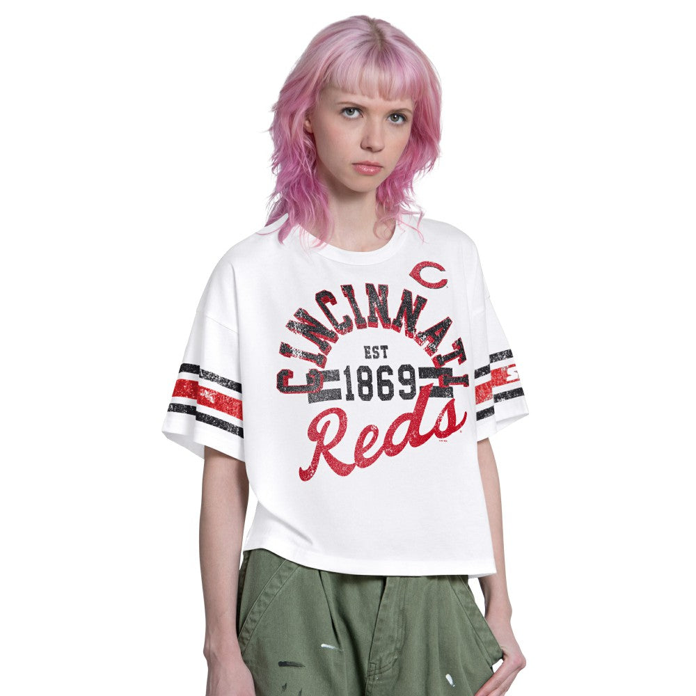 Cincinnati Reds Starter Women's Cropped Hurry Up Offense T-Shirt Discount
