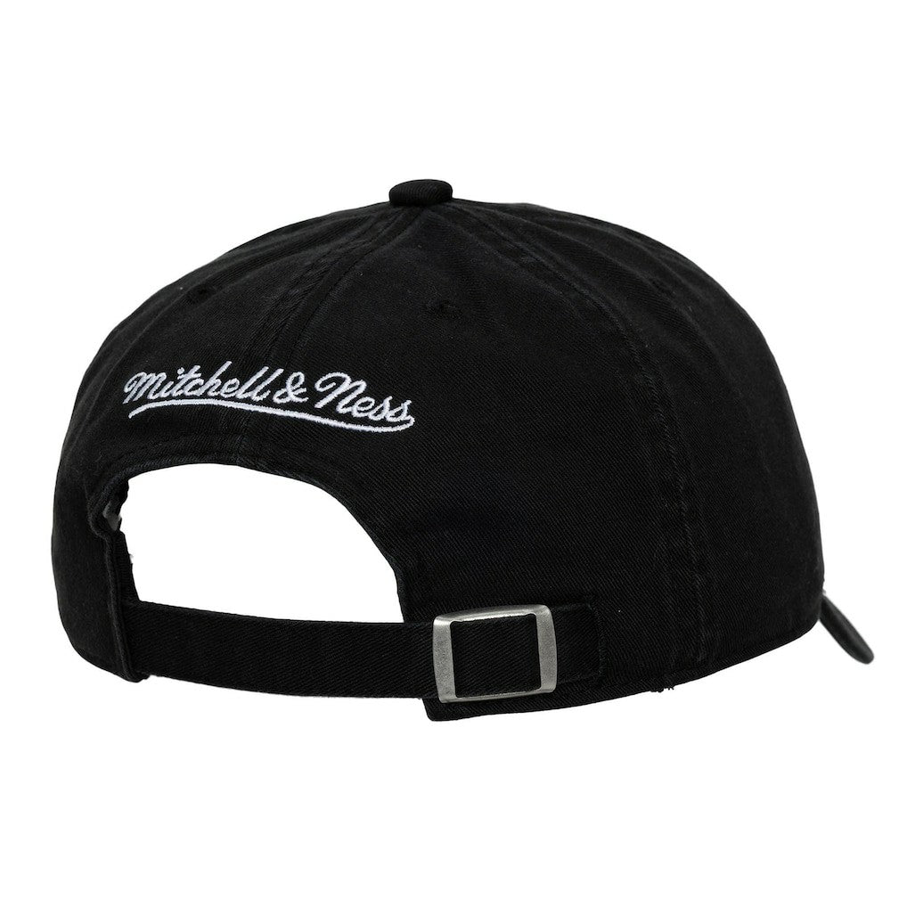 Mitchell & Ness Chicago Bulls Hardwood Classics 1904 Adjustable Hat Black