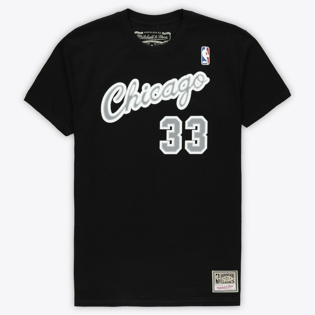 Mitchell & Ness Scottie Pippen Chicago Bulls Unisex Hardwood Classics Reload 3.0 T-Shirt Black
