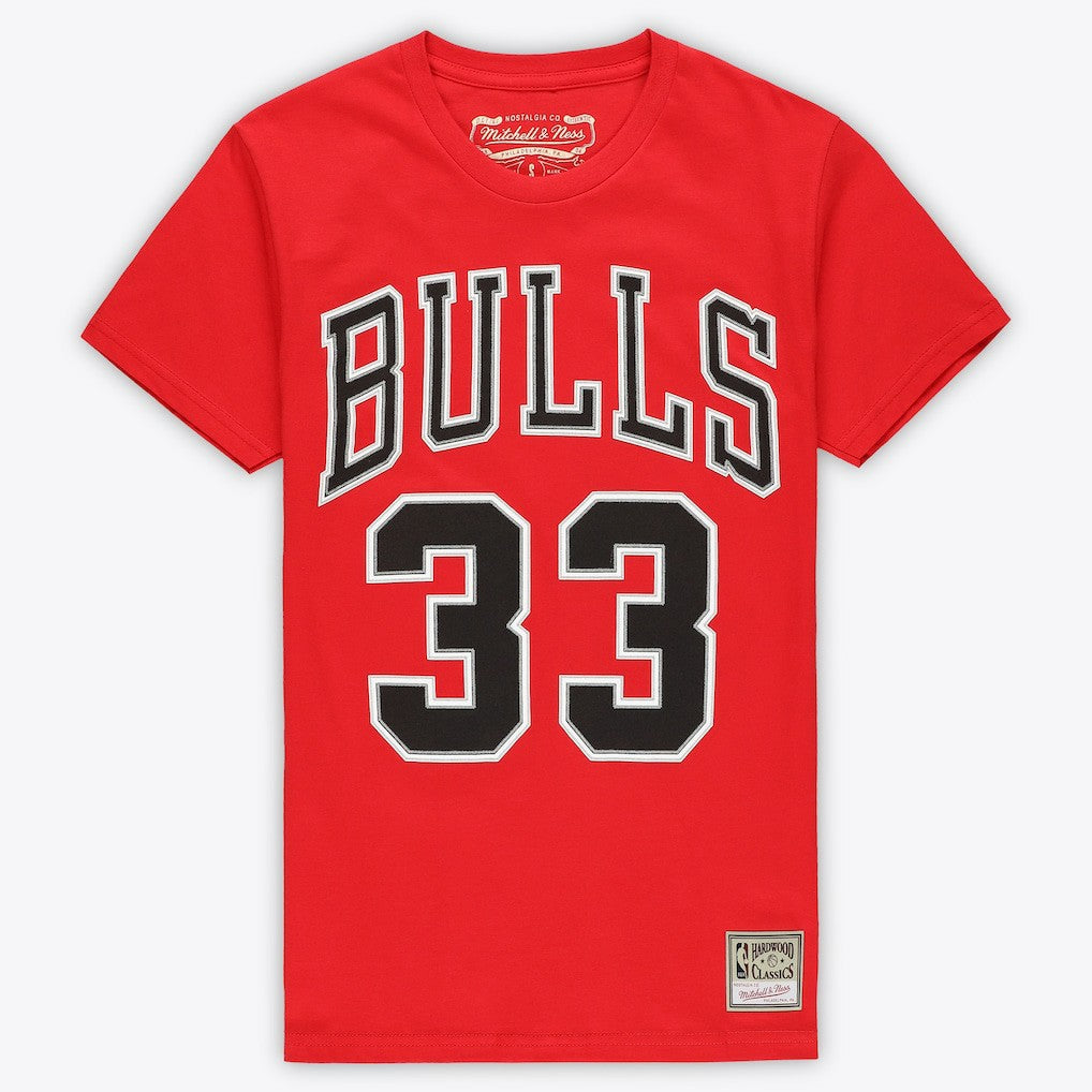 Mitchell & Ness Scottie Pippen Chicago Bulls Unisex Hardwood Classics Name & Number T-Shirt Red