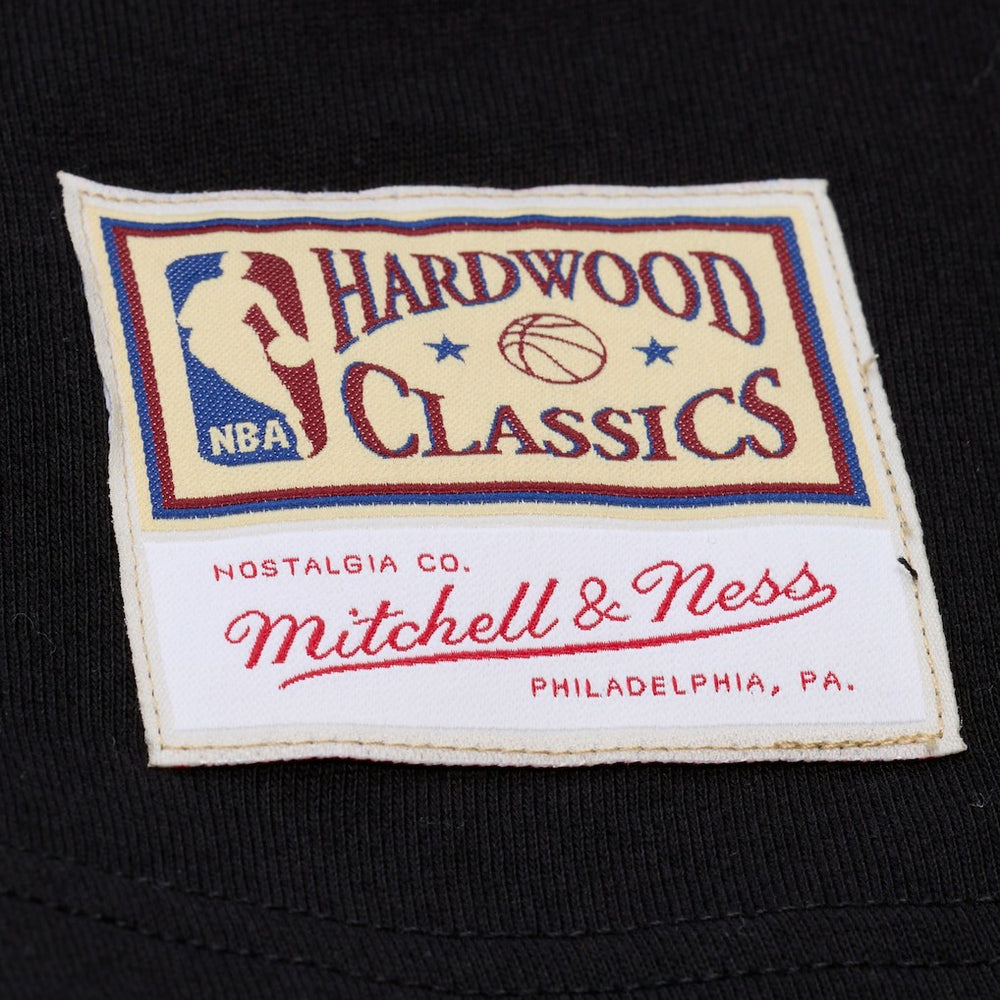 Mitchell & Ness Cleveland Cavaliers Hardwood Classics Nights Playmaker T-Shirt Black