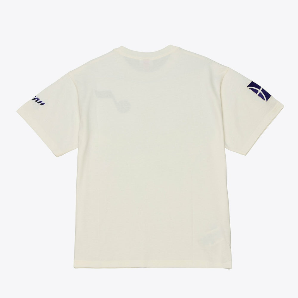 Mitchell & Ness Utah Jazz Hardwood Classics Chainstitch Premium T-Shirt Cream