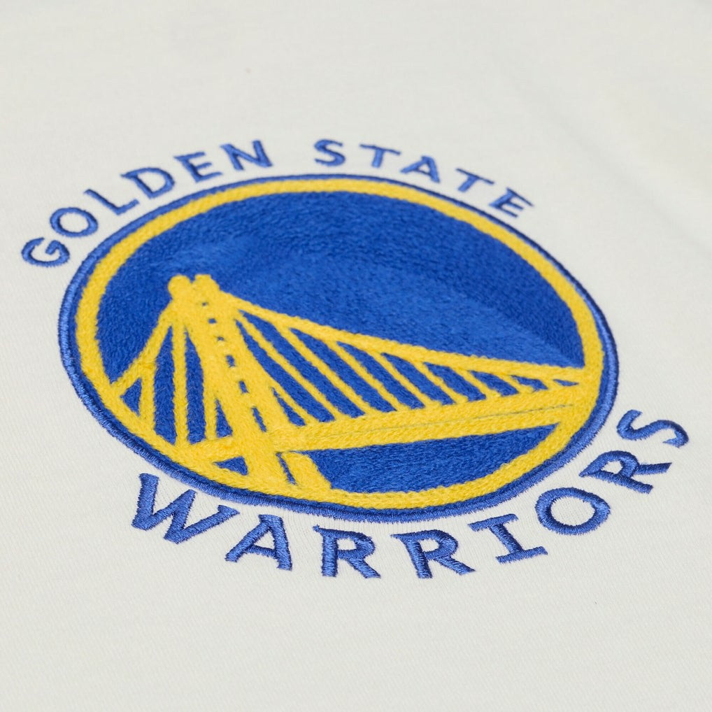 Mitchell & Ness Golden State Warriors Hardwood Classics Chainstitch Premium T-Shirt Cream