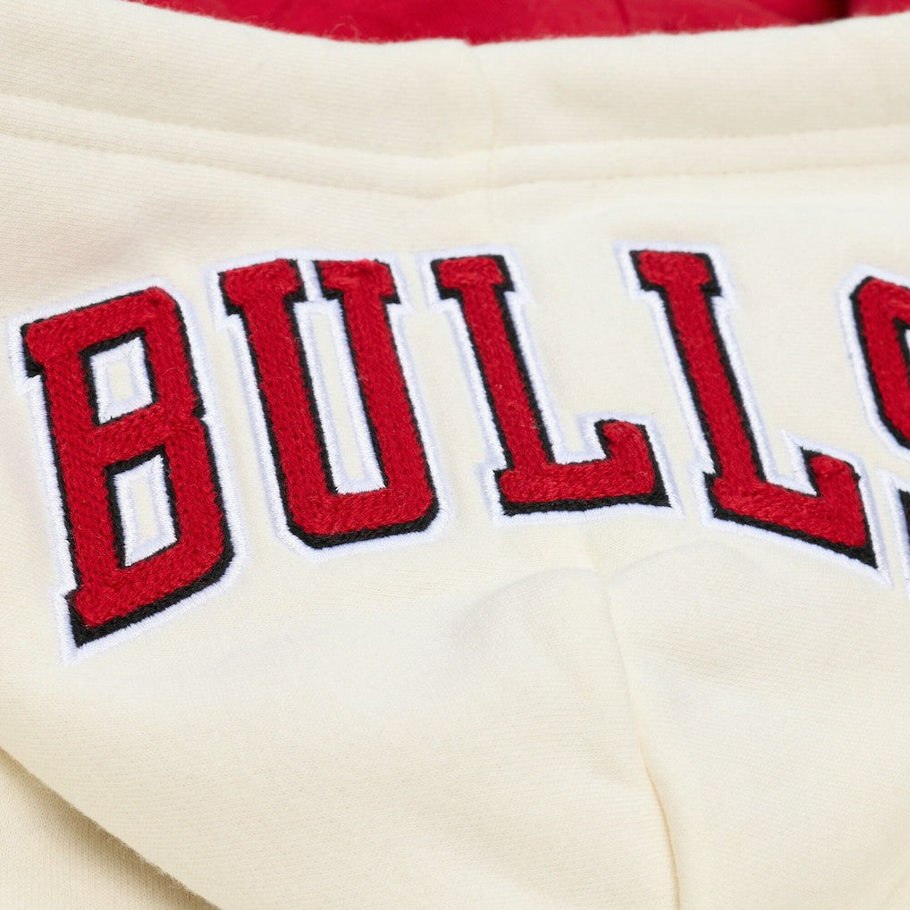 Mitchell & Ness Chicago Bulls Hardwood Classics Chainstitch Premium Fleece Hoodie Cream