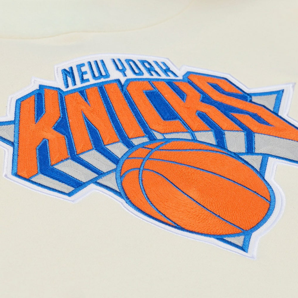 Mitchell & Ness New York Knicks Hardwood Classics Chainstitch Premium Fleece Hoodie Cream