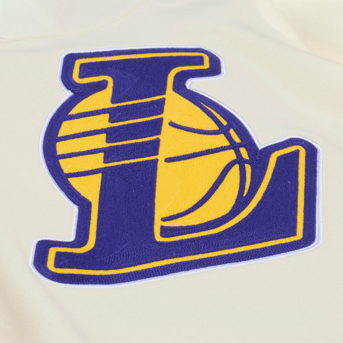 Mitchell & Ness Los Angeles Lakers Hardwood Classics Chainstitch Premium Fleece Hoodie Cream