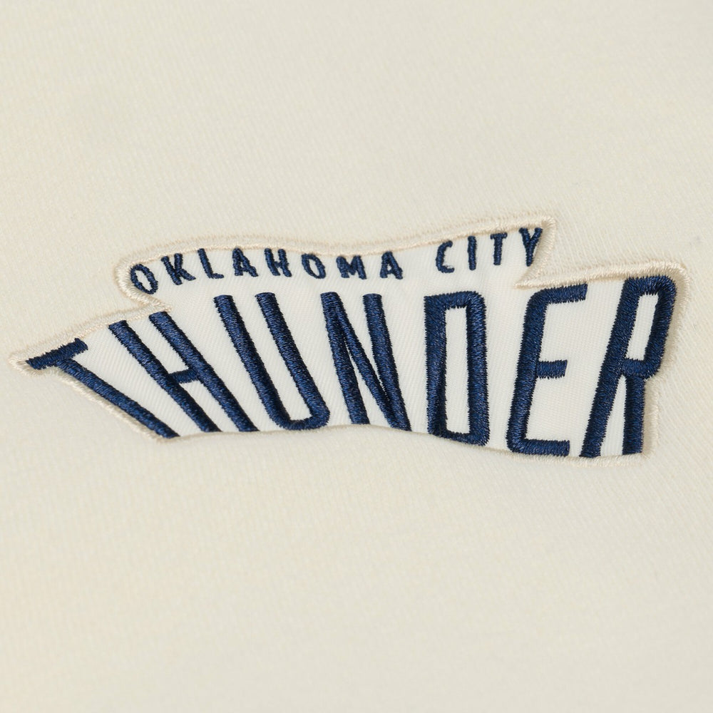 Mitchell & Ness Oklahoma City Thunder Hardwood Classics Chainstitch Premium Fleece Hoodie Cream