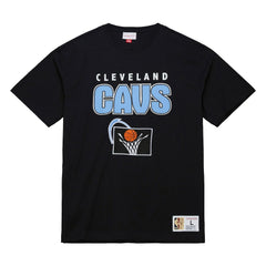 Mitchell & Ness Cleveland Cavaliers Hardwood Classics Throw It Back Premium T-Shirt Black