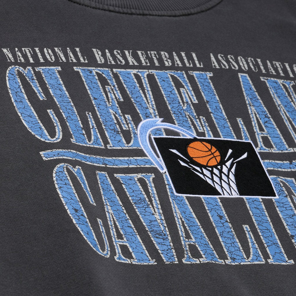 Mitchell & Ness Cleveland Cavaliers NBA Downtown Collection Fleece Sweatshirt Black