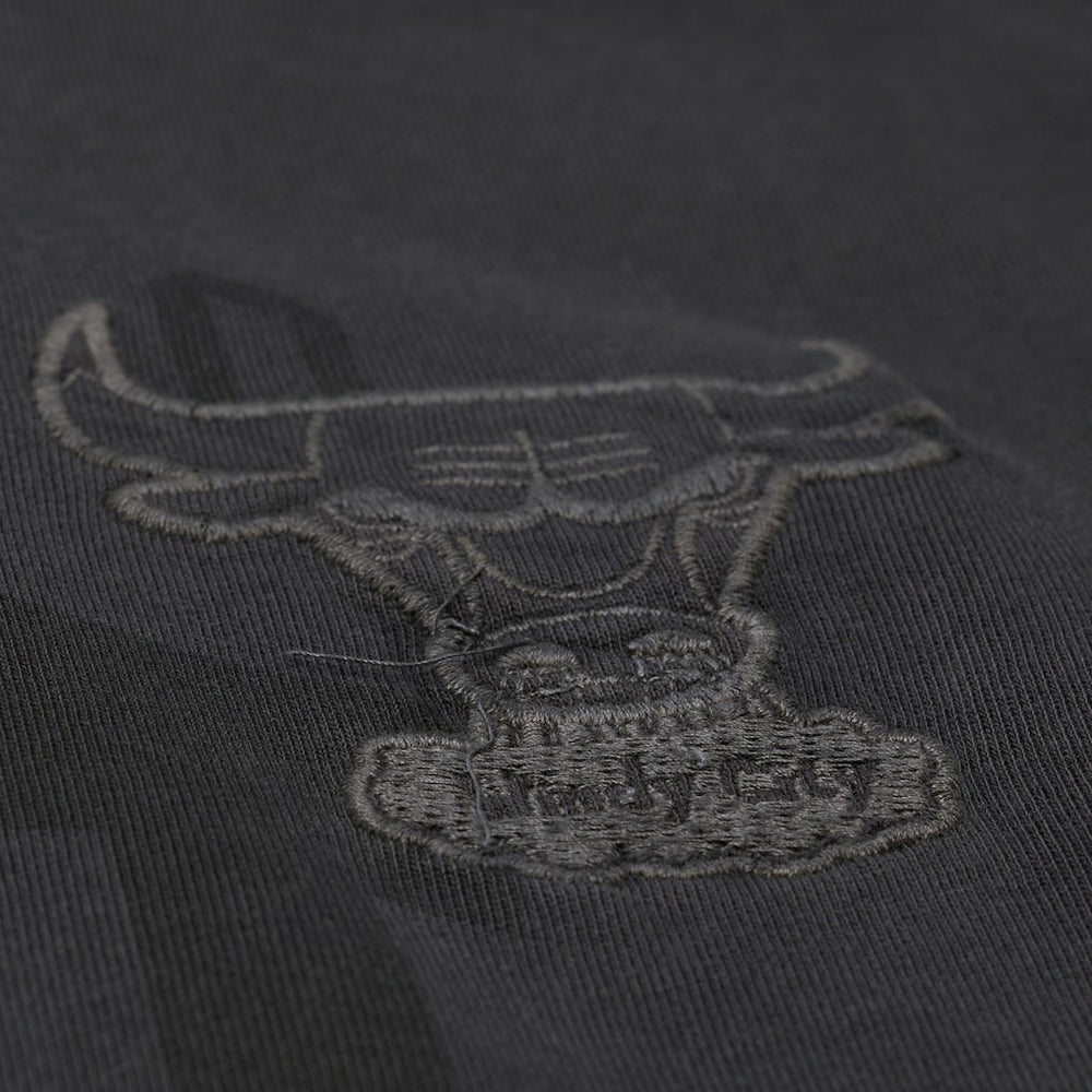 Mitchell & Ness Chicago Bulls Downtown Collection Premium T-Shirt Black
