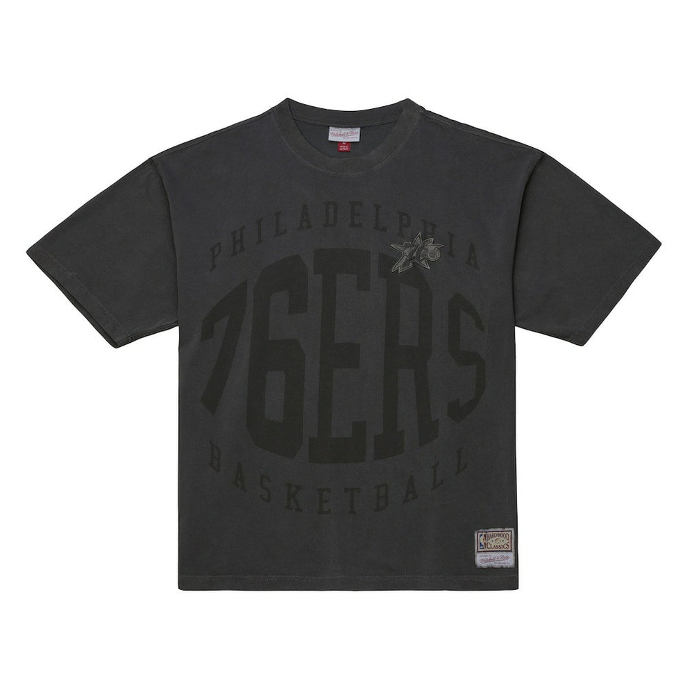 Mitchell & Ness Philadelphia 76ers Downtown Collection Premium T-Shirt Black