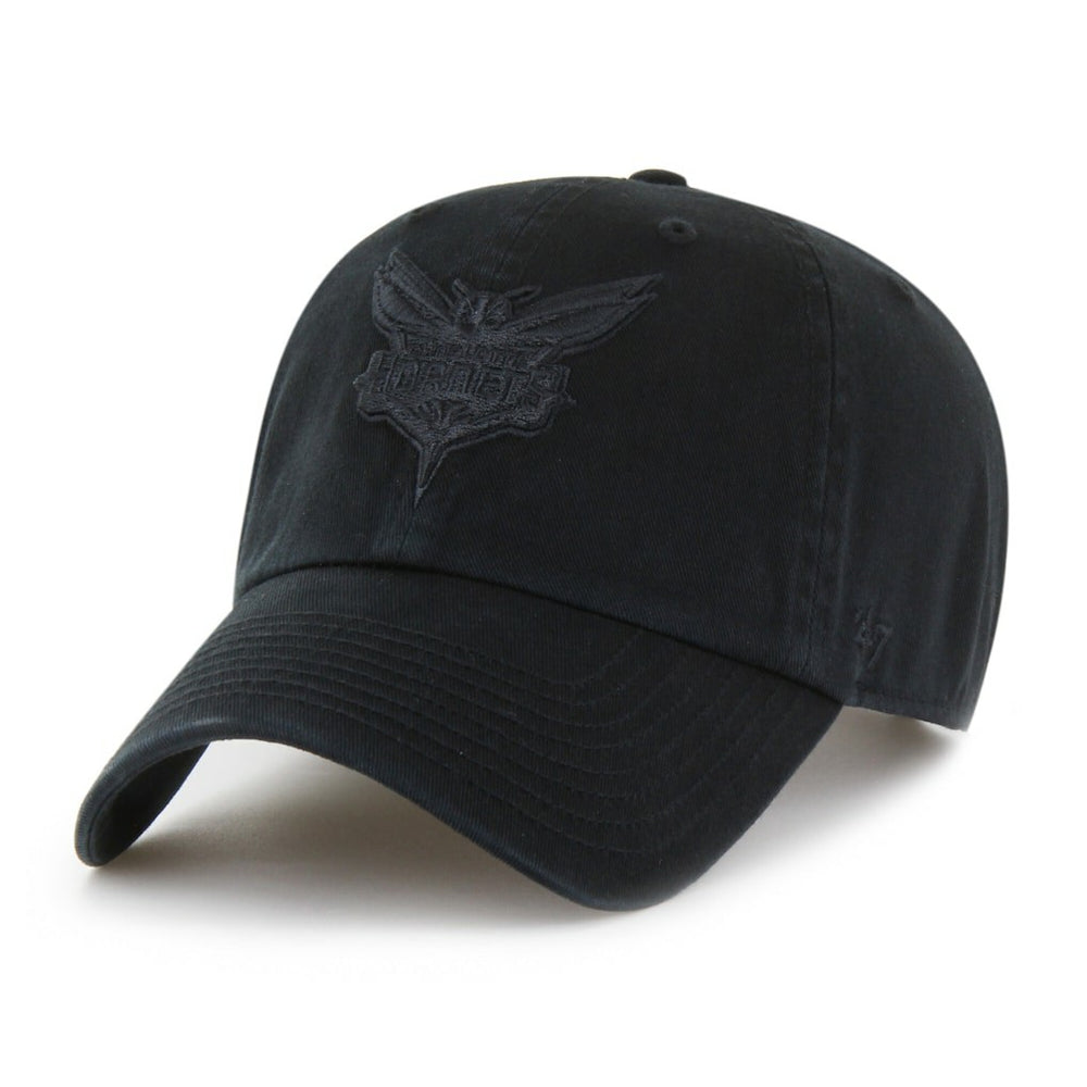 47 brand Charlotte Hornets '47 Black on Black Clean Up Adjustable Hat