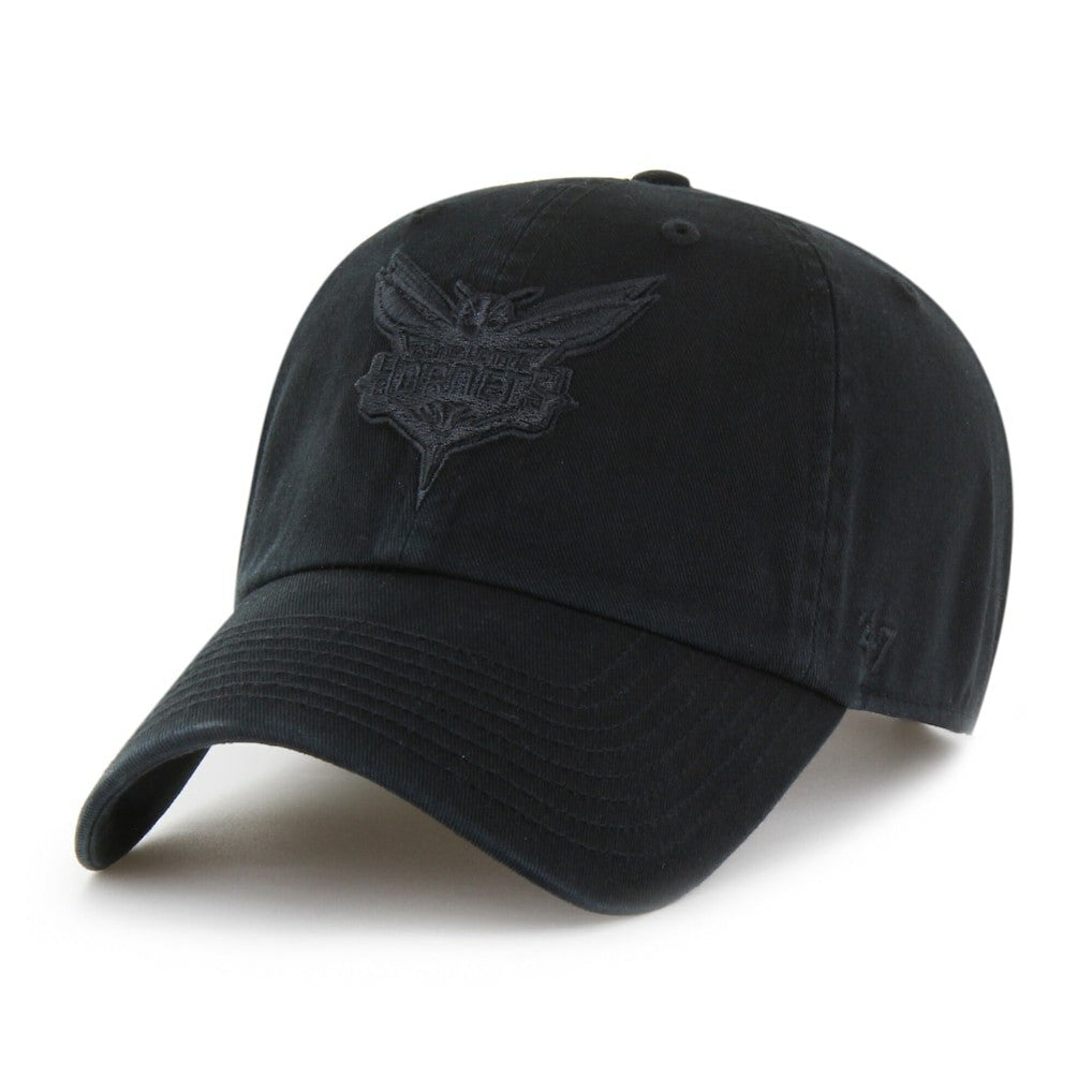 47 brand Charlotte Hornets '47 Black on Black Clean Up Adjustable Hat