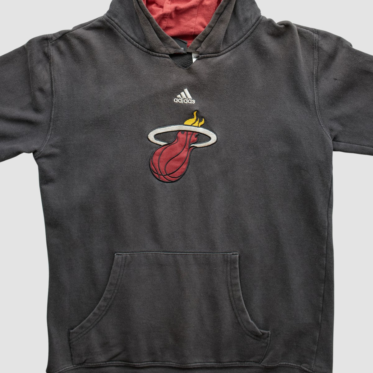 Adidas Miami Heat 2000s Pullover Sweatshirt Charcoal Vintage
