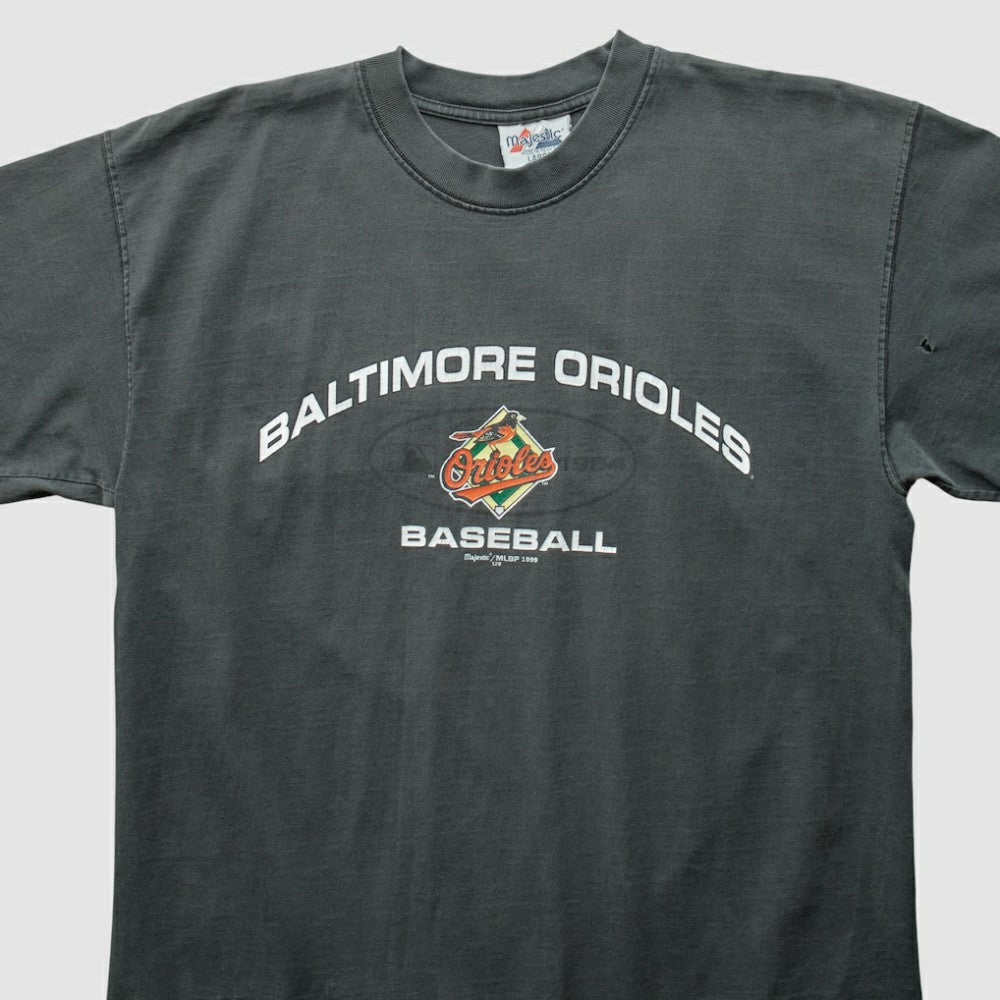 Baltimore Orioles Majestic 1999 T-Shirt Outlet