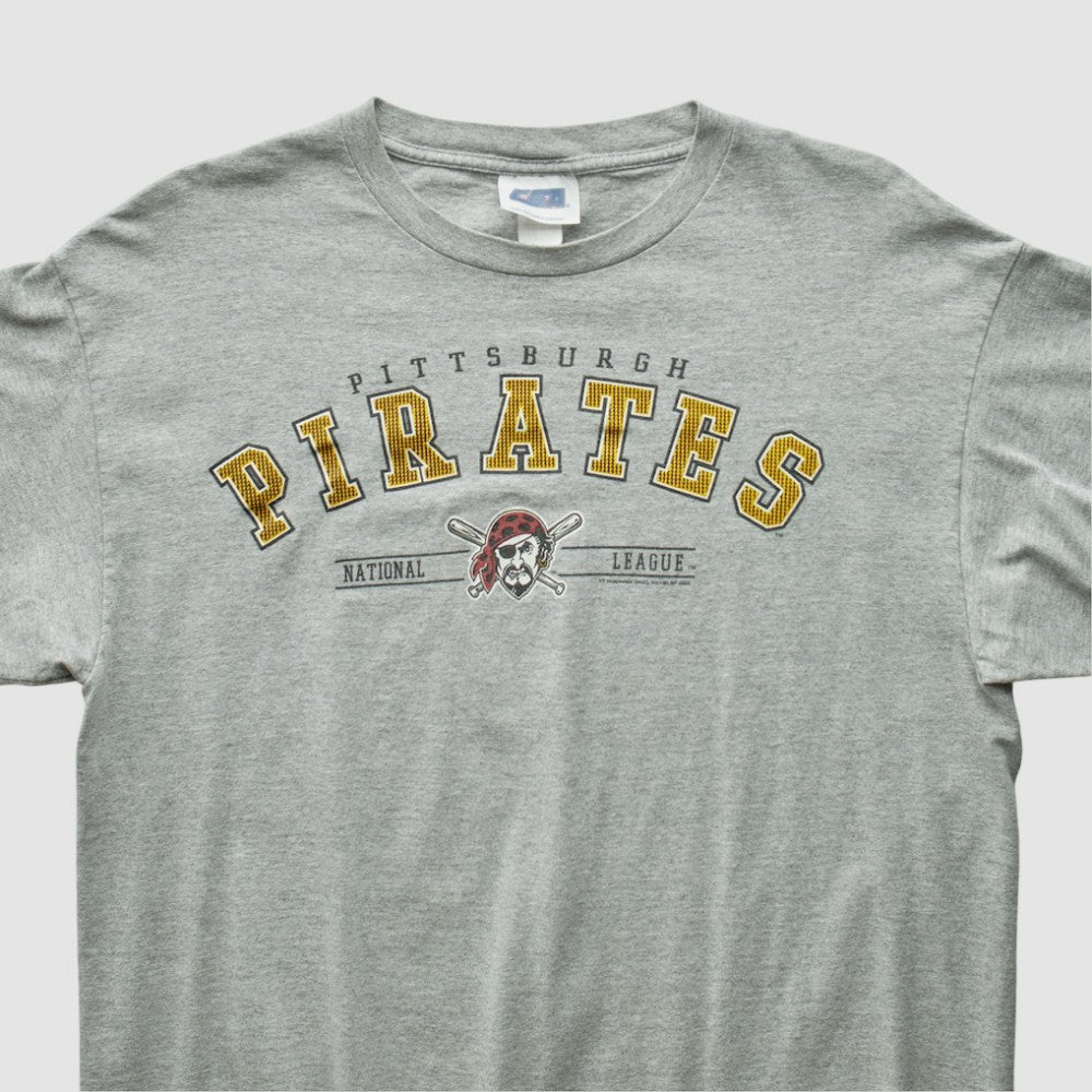 Pittsburgh Pirates 2000s T-Shirt Discount