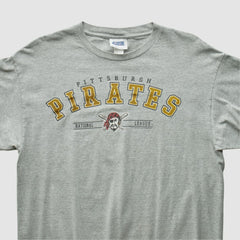 Pittsburgh Pirates 2000s T-Shirt Discount