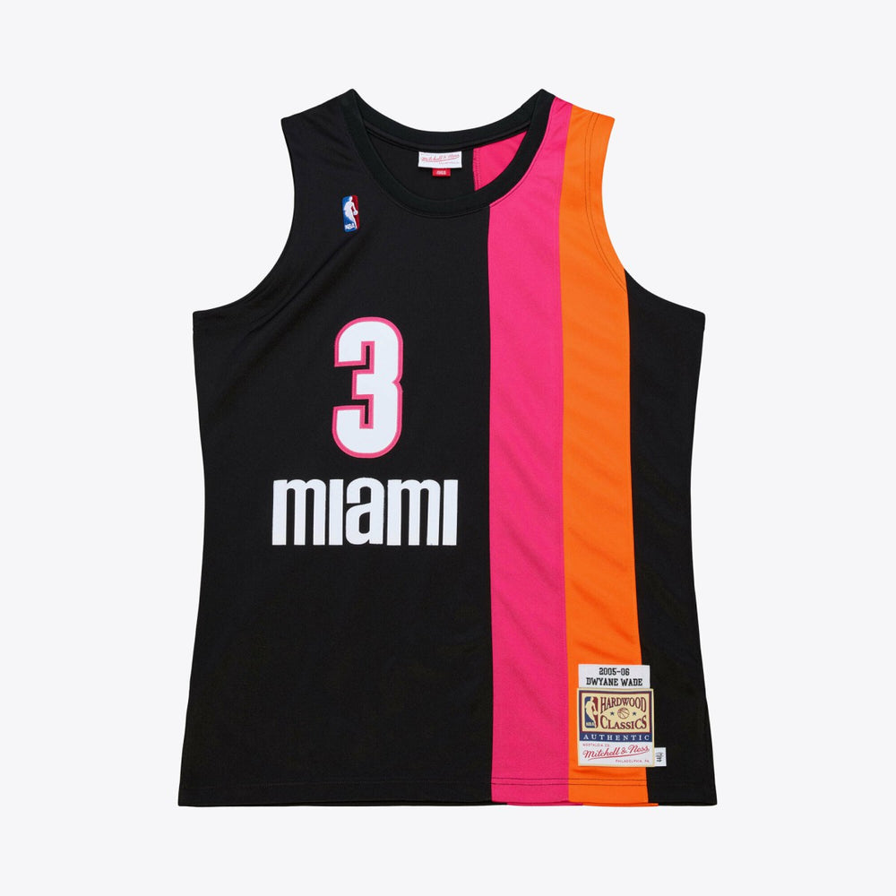 Mitchell & Ness Dwyane Wade Miami Heat 2005-06 Hardwood Classics Authentic Jersey Black