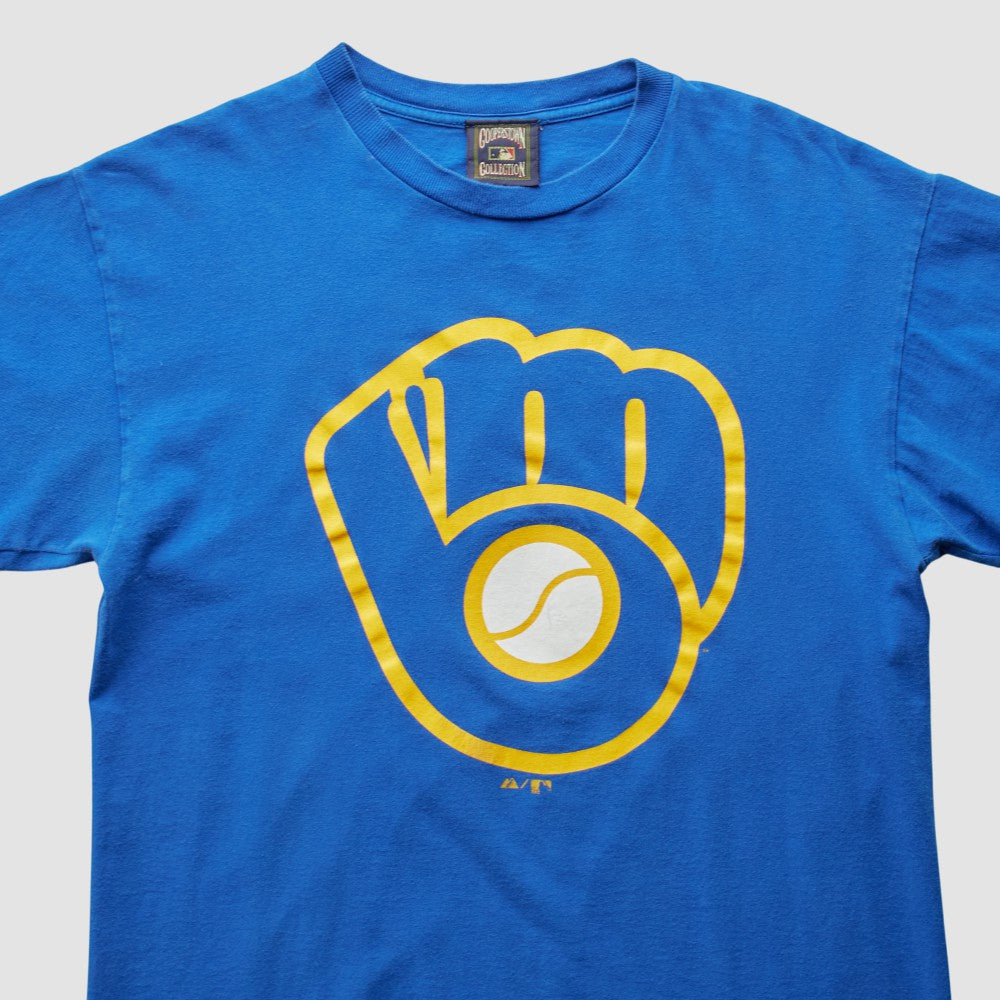 Milwaukee Brewers Majestic 2000s T-shirt Near Me