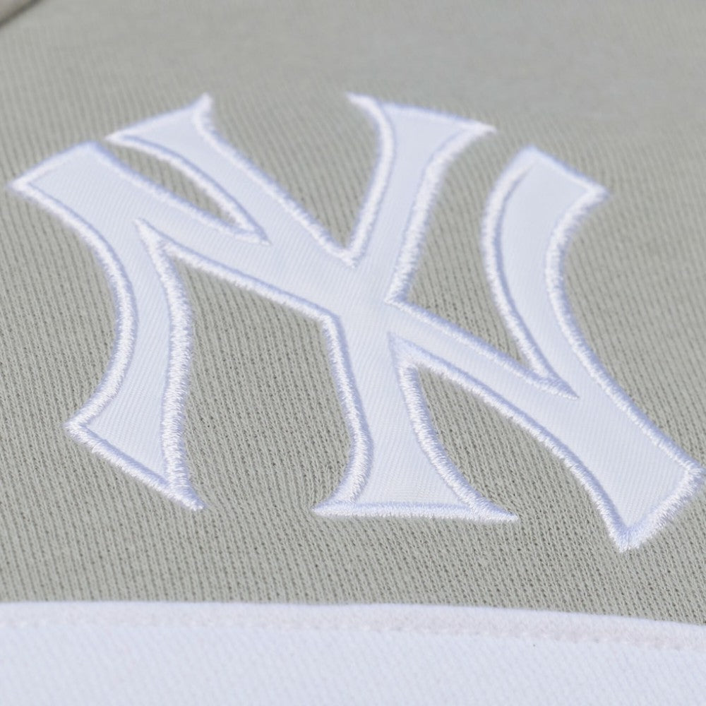 New York Yankees Mitchell & Ness Cooperstown Collection Thunderstorm Head Coach Hoodie Discount