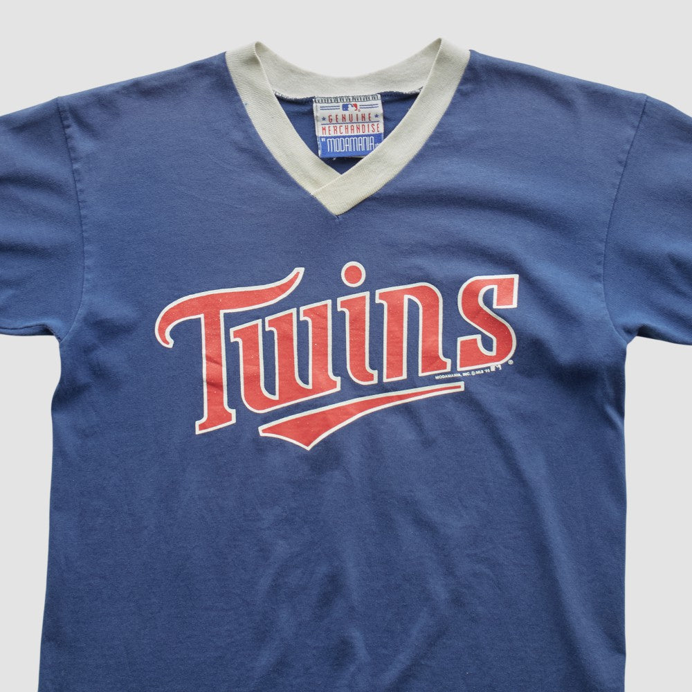 Minnesota Twins MLB Genuine Merchandise 90s T-shirt Discount