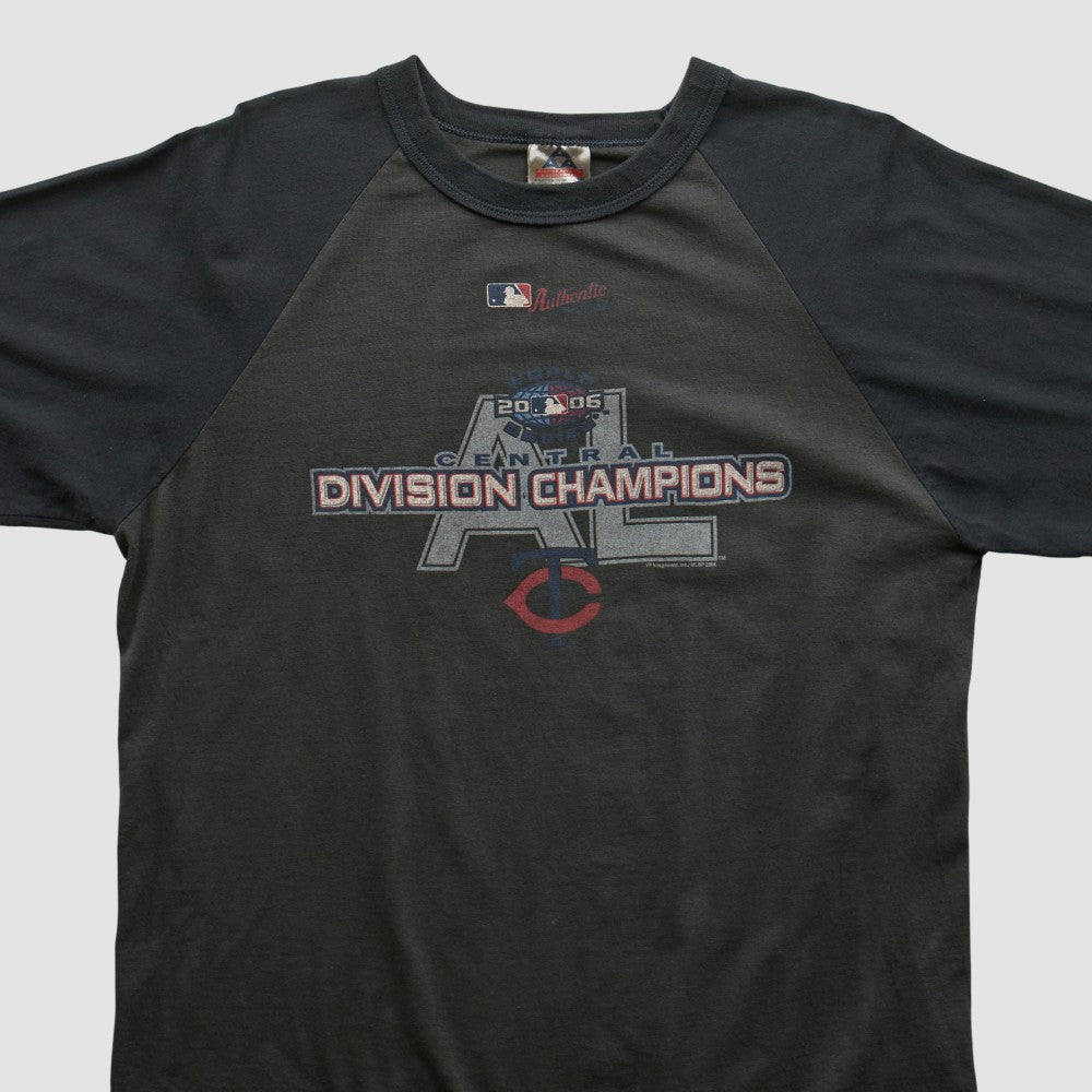Minnesota Twins Alstyle Apparel 2006 T-shirt Near Me