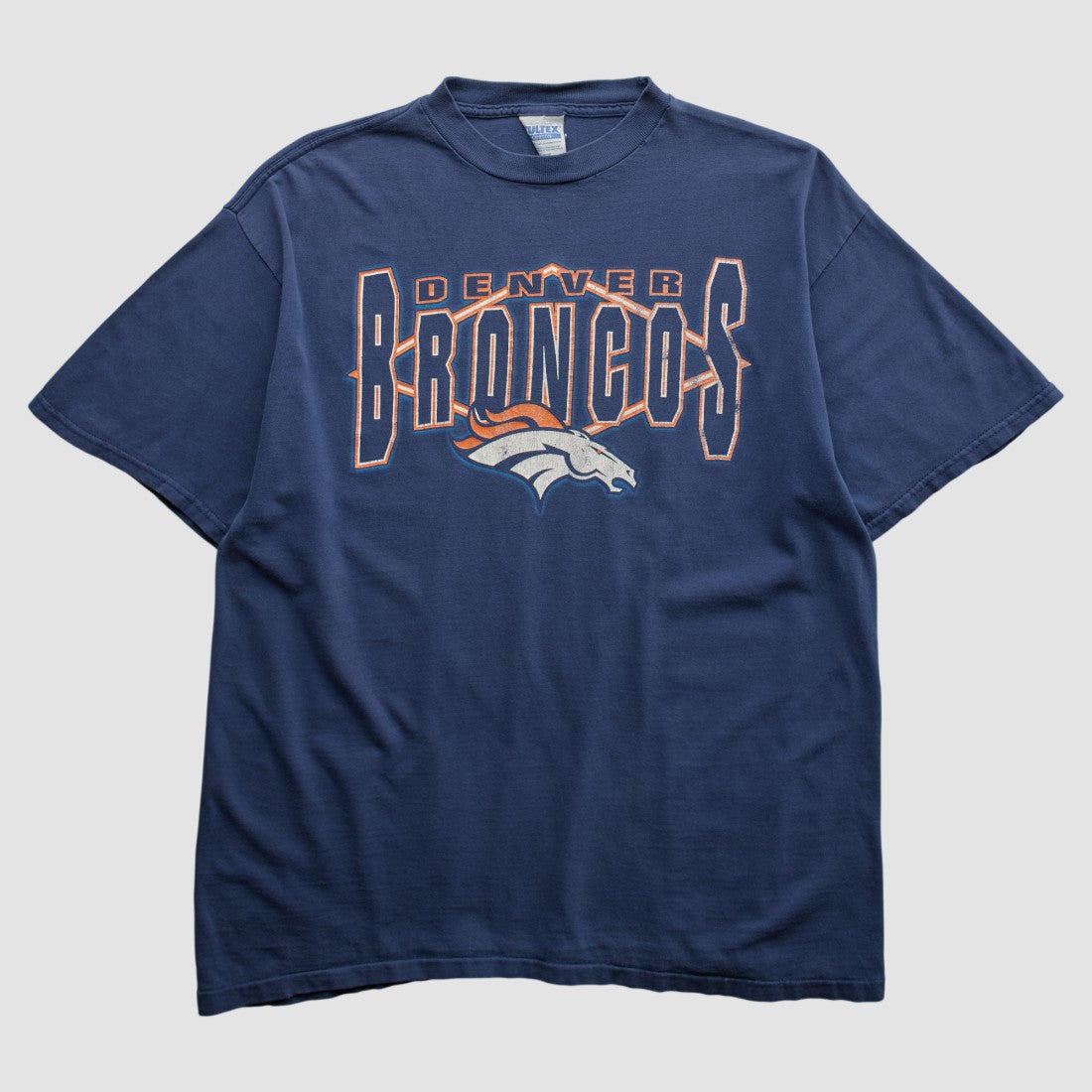 Denver Broncos Tultex 90s T-shirt - Navy Vintage - Fanatics