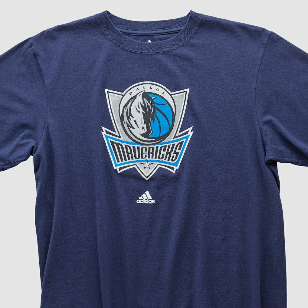 Adidas Dallas Mavericks 2000s T-shirt Navy Vintage