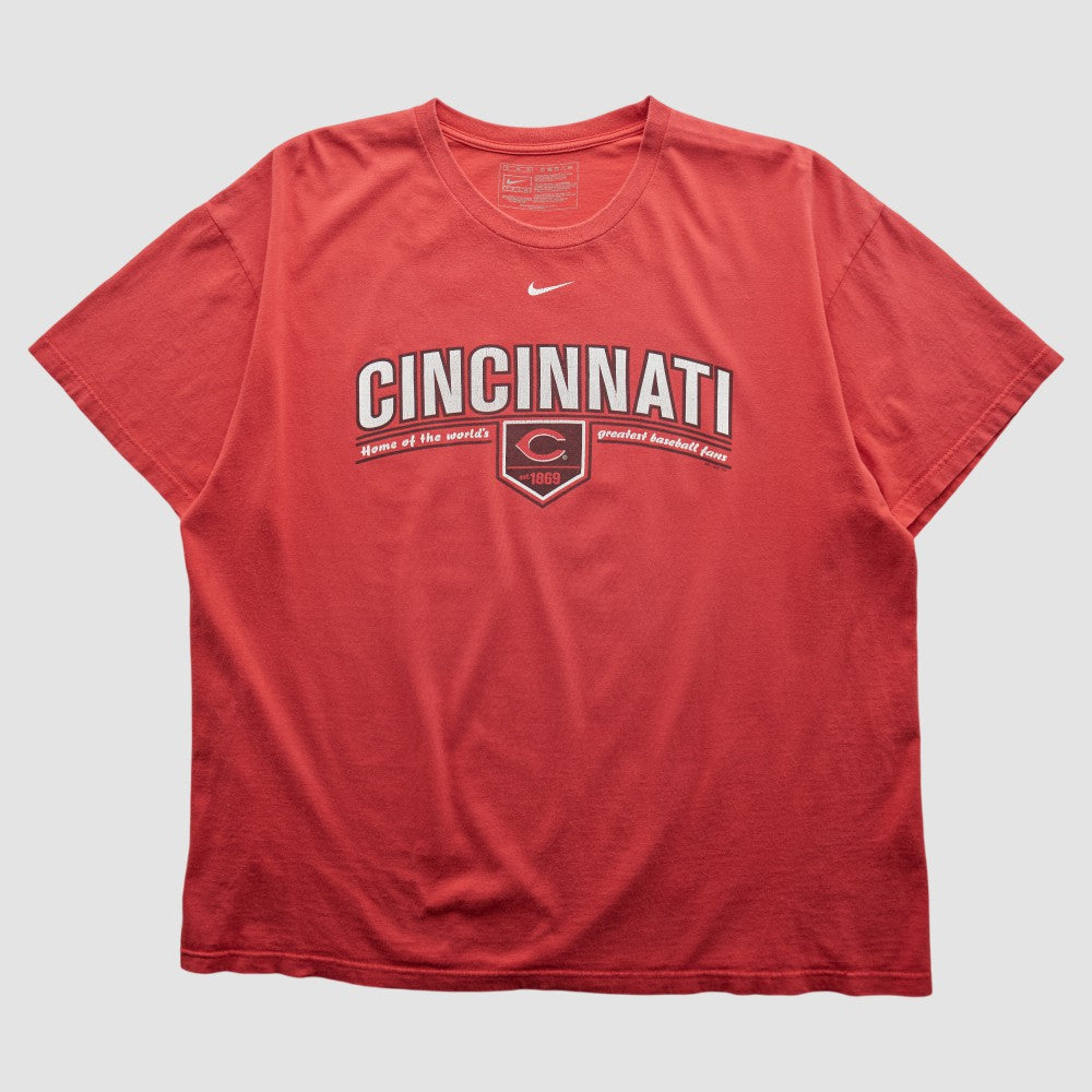 Cincinnati Reds Nike 2000s T-shirt Sale