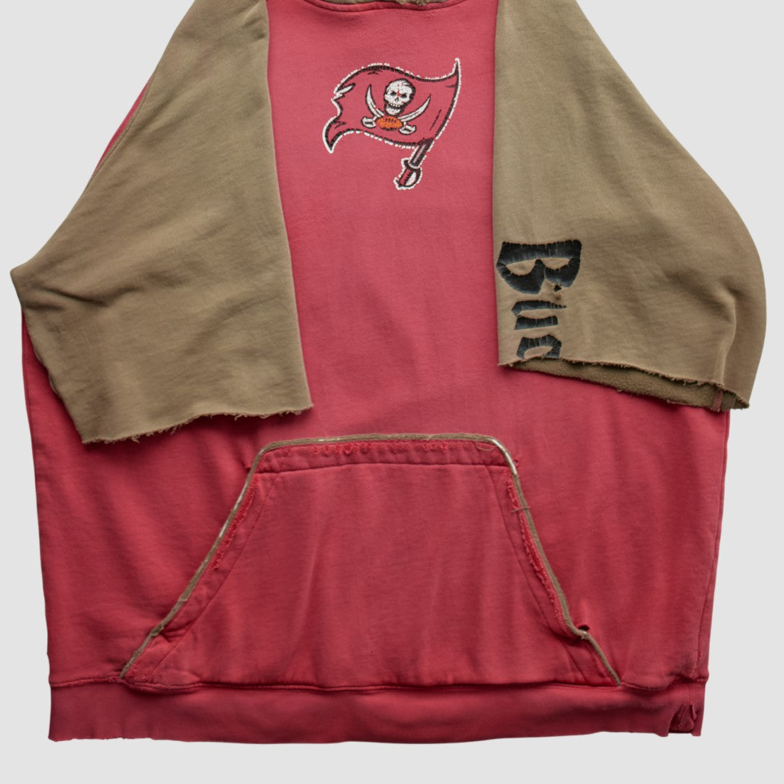 Tampa Bay Buccaneers Reebok 2000s Hooded Pullover Sweatshirt - Red Vintage - Fanatics