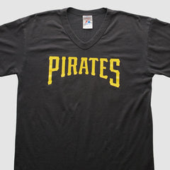 Pittsburgh Pirates Majestic 2000s T-shirt Near Me