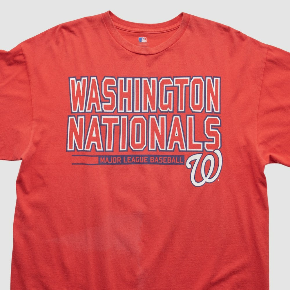 Washington Nationals Genuine Merchandise 2000s T-shirt Near Me
