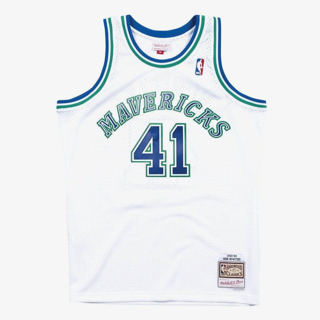 Mitchell & Ness Dirk Nowitzki Dallas Mavericks 1998-99 Hardwood Classics Swingman Jersey White