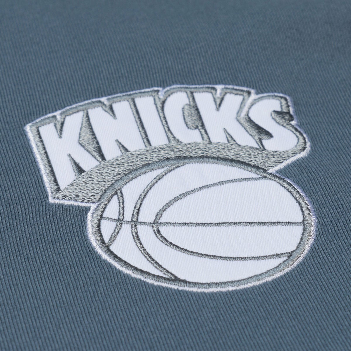 Mitchell & Ness New York Knicks Thunderstorm T-Shirt Blue