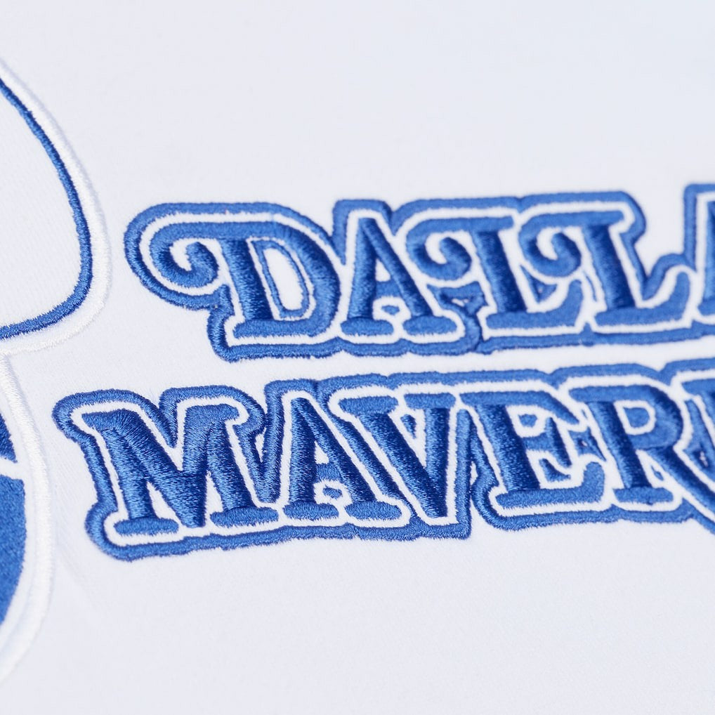 Mitchell & Ness Dallas Mavericks Arctic Fleece Sweatshirt White
