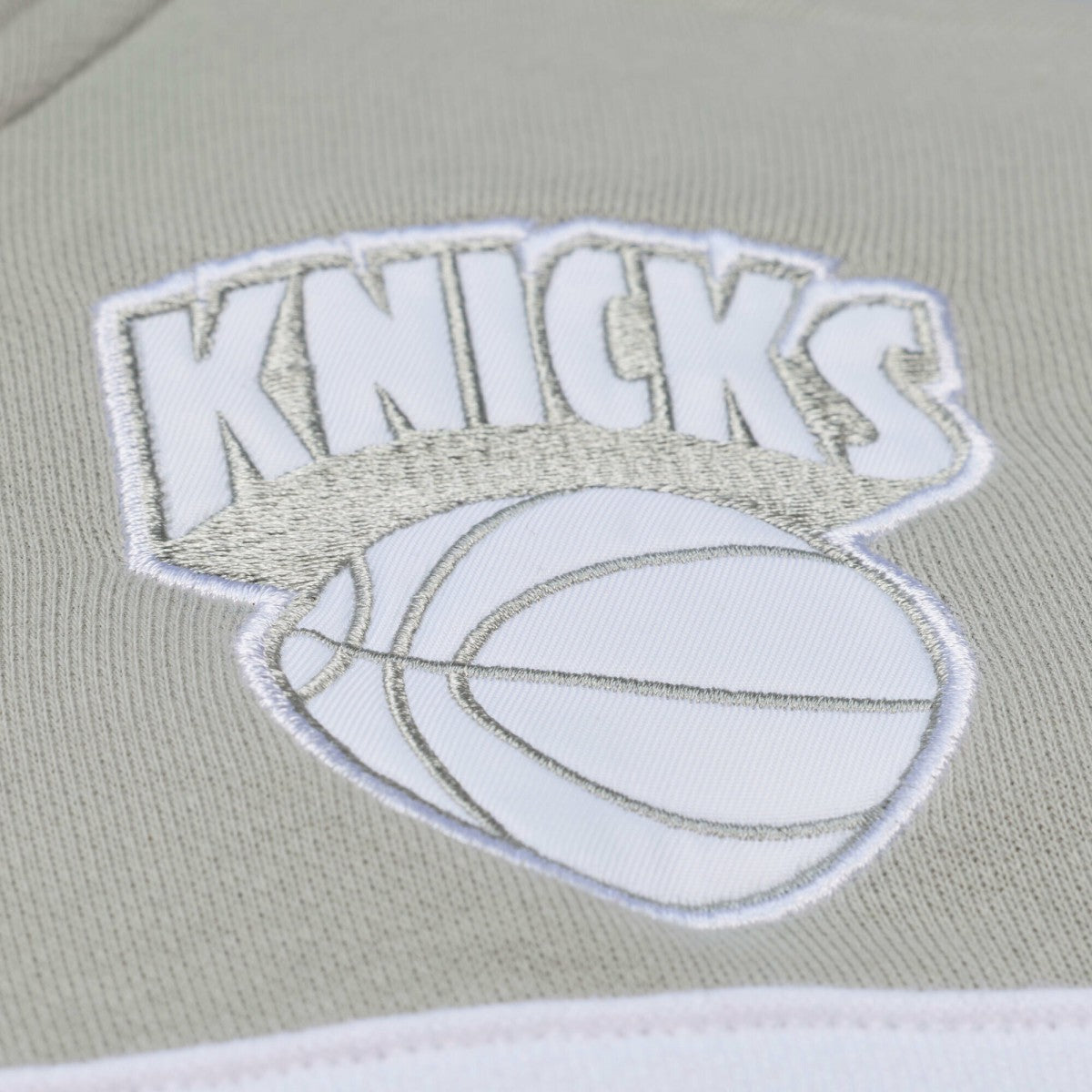Mitchell & Ness New York Knicks Thunderstorm Head Coach Quarter-Zip Jacket Blue