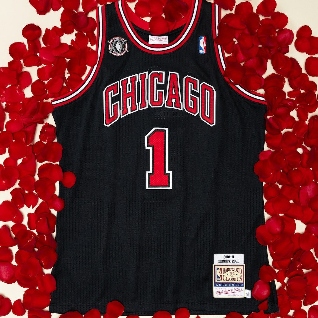 Mitchell & Ness Derrick Rose Chicago Bulls 2010-11 Authentic Jersey Black