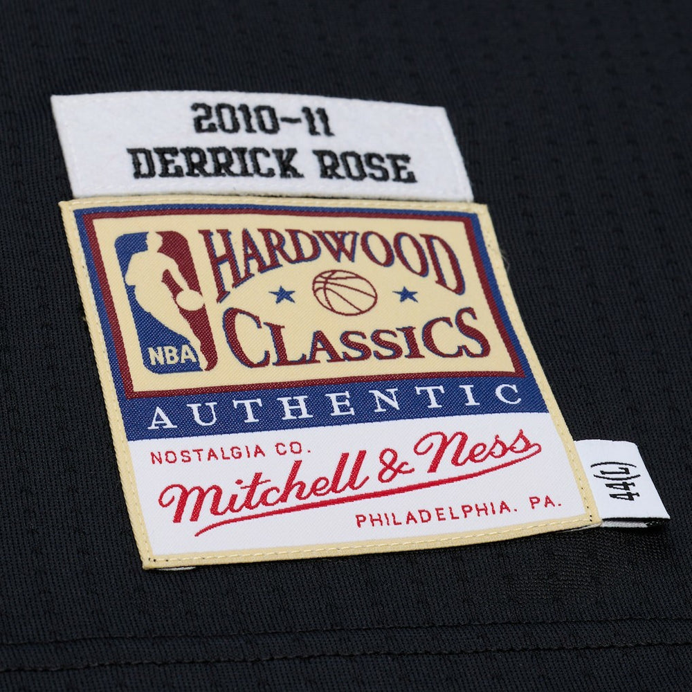 Mitchell & Ness Derrick Rose Chicago Bulls 2010-11 Authentic Jersey Black