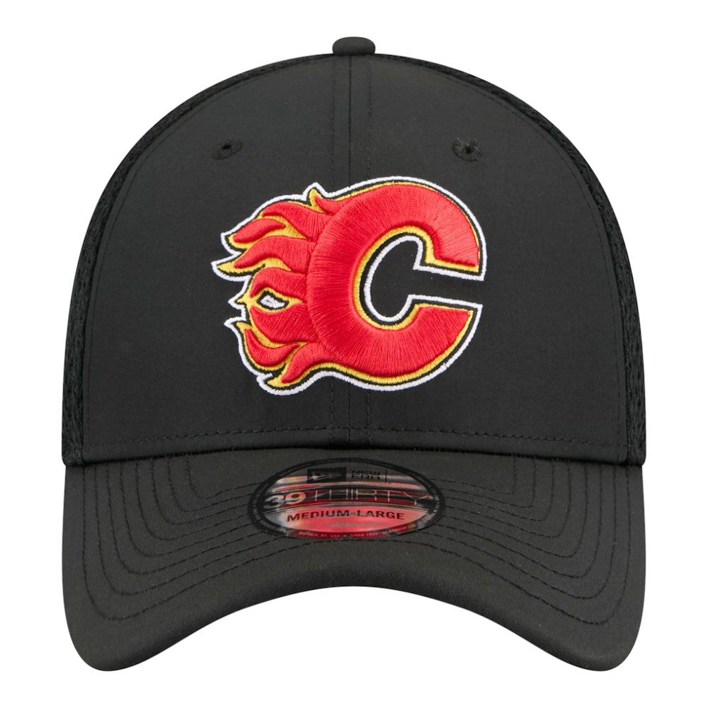 Calgary Flames New Era Logo 39THIRTY Flex Hat - Black | New Era online