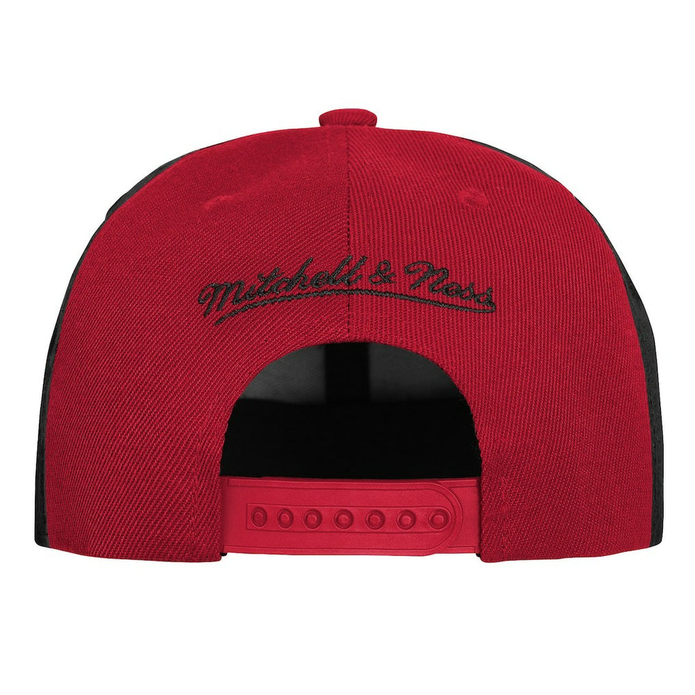 Mitchell & Ness Chicago Bulls Youth Mascot Snapback Hat Black