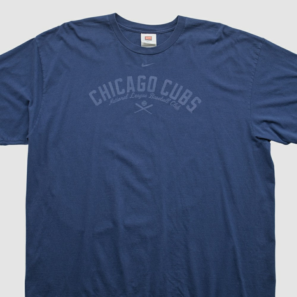 Chicago Cubs Nike 2000s T-shirt Near Me